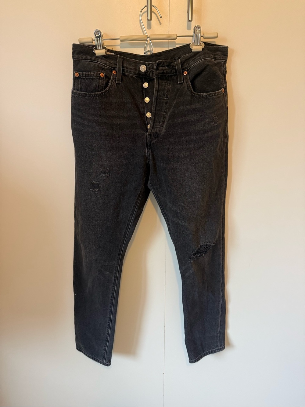 Women’s 501 Skinny Levi, Button-Fly Jeans, size 29 L 28